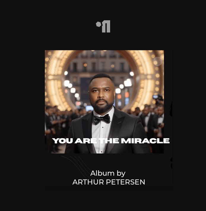 Diseño de booklet y portada para Arthur